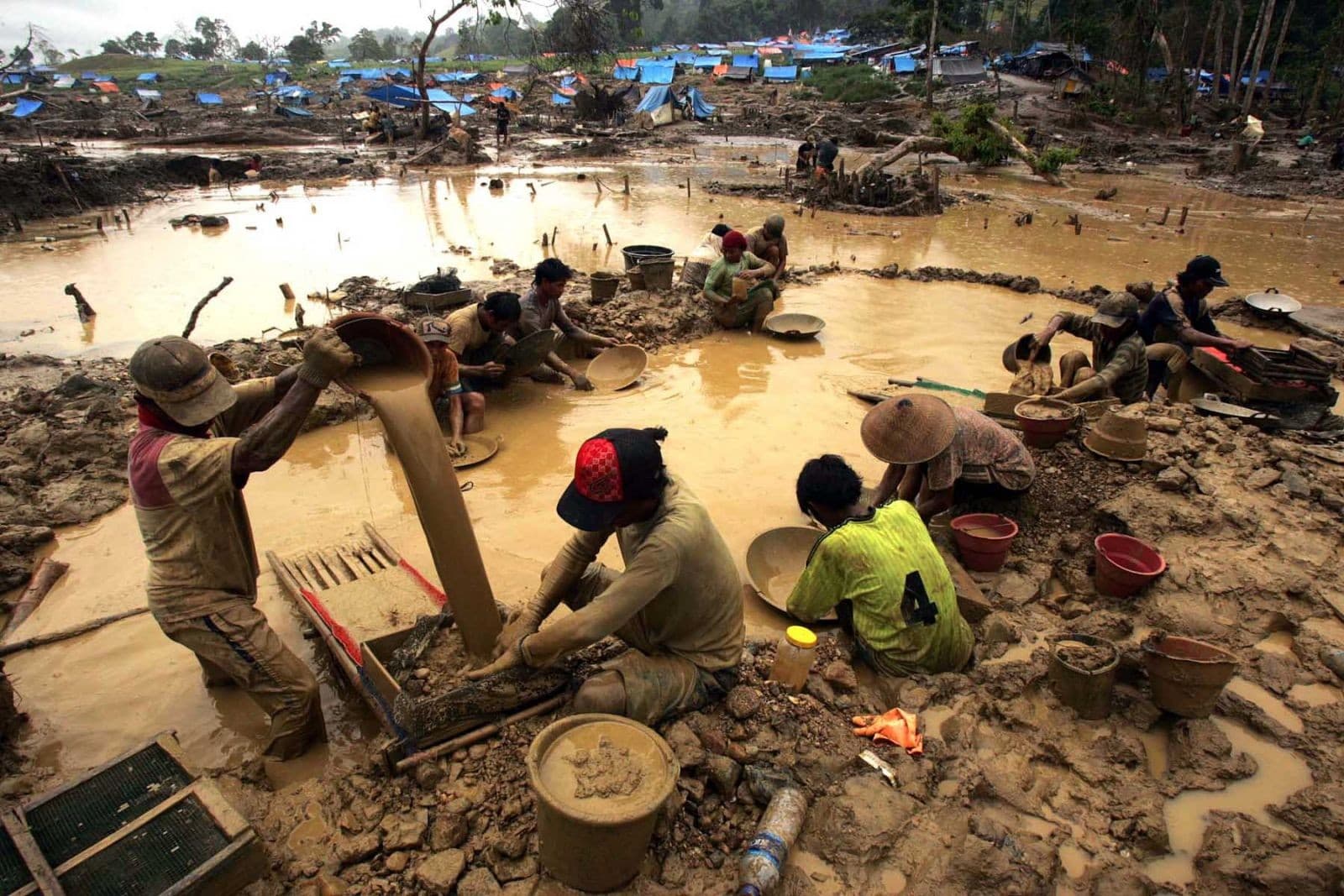 Ilustrasi tambang emas (foto:istimewa)