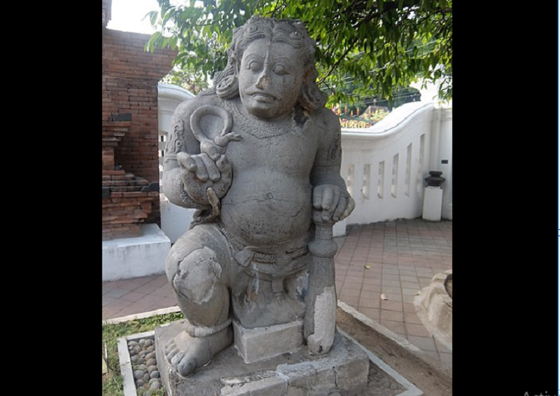 Arca Dwarapala (Foto:wikipedia.org)