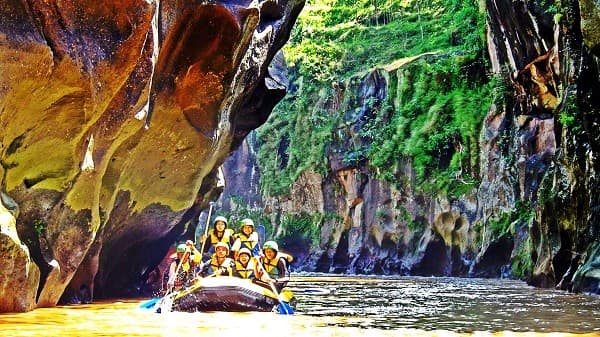 Bosamba Rafting