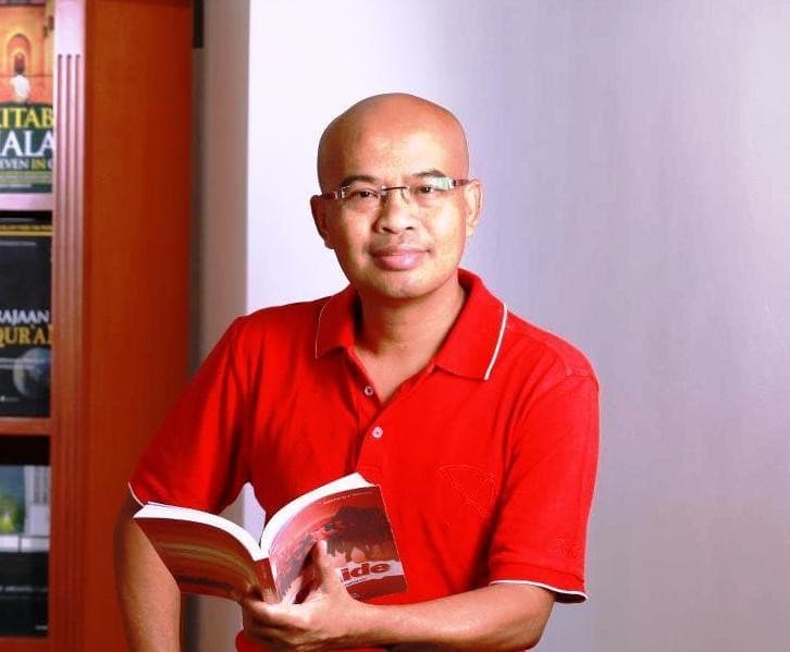 Wakil Ketua Komisi III DPR Desmond Junaidi Mahesa (doc: indopolitika.com)