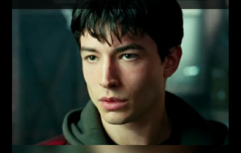  Aktor ganteng Ezra Miller (Foto:Istimewa)