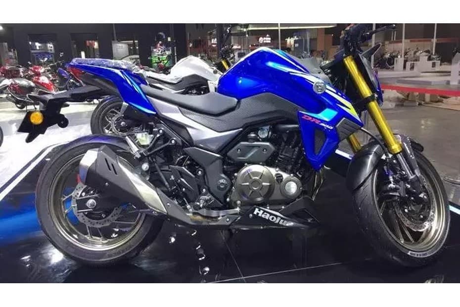 Nih Naked Bike GSX S-300, Penantang Baru MT-25 dan Z-250
