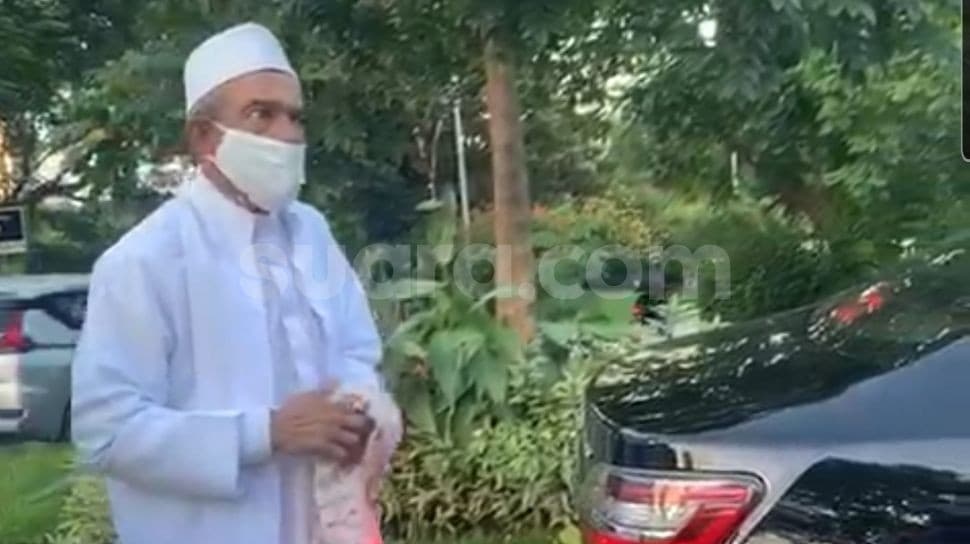 Profil Habib Umar Assegaf yang Dianiaya Kelompok Anarkis di Solo