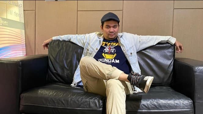 Di Tengah Hebohnya Kabar Cerai, Beredar Rekaman Suara Diduga Indra Bekti Akui Suka Sesama Jenis