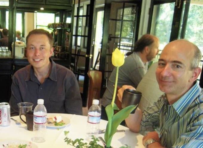 Jeff Bezos dan Elon Musk di masa muda