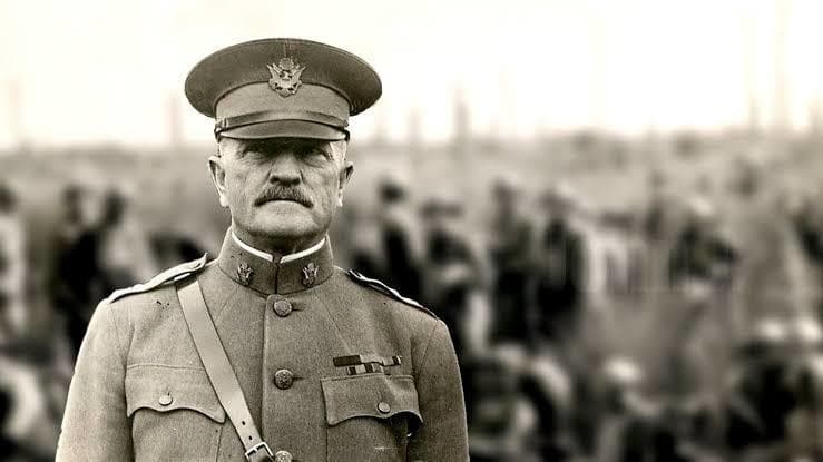 Jenderal bintang enam John J Pershing