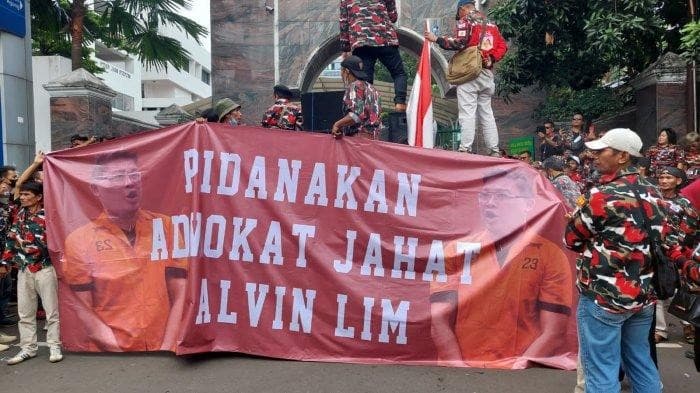 Laskar Merah Putih unjuk rasa di Kejaksaan Agung 