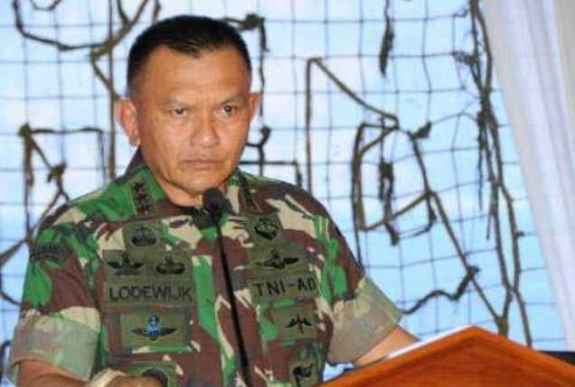 Lodewijk Paulus Tantang Gatot Nurmantyo Buktikan Penyusup PKI di Tubuh TNI