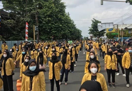 Ilustrasi Ratusan mahasiswa (foto:Istimewa)
