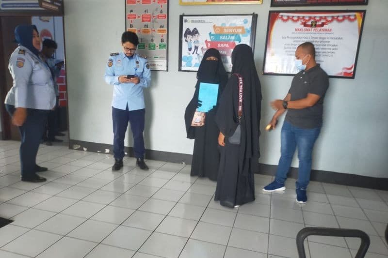 Dapatkan Pembebasan Bersyarat, Mantan Polwan Terlibat Terorisme Dipulangkan ke Maluku Utara