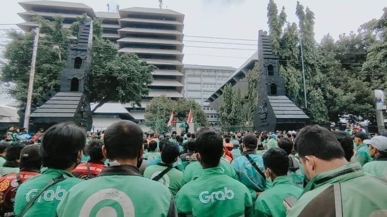 Besok, Ojol Akan Demo di Istana dan DPR, Ini Tuntutannya
