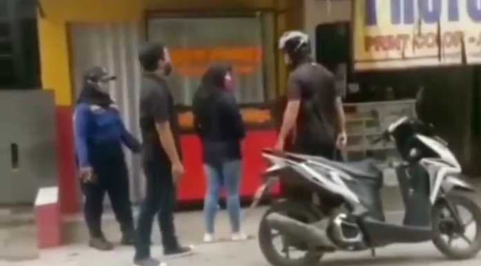 Pria mengaku polisi marah diingatkan penggunaan masker (Foto:Istimewa)