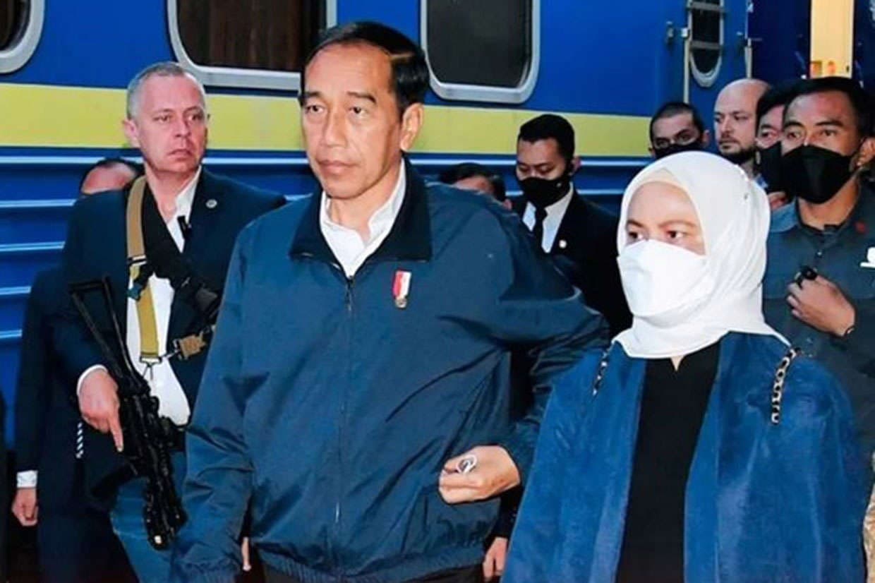 Paspampres Siapkan Rompi Antipeluru Hingga Senjata Laras Panjang untuk Lindungi Jokowi di Kiev