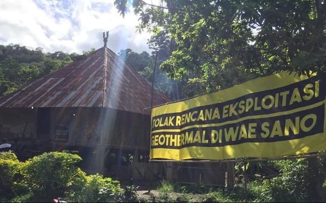 Warga Wae Sano tolak keras proyek geothermal. 
