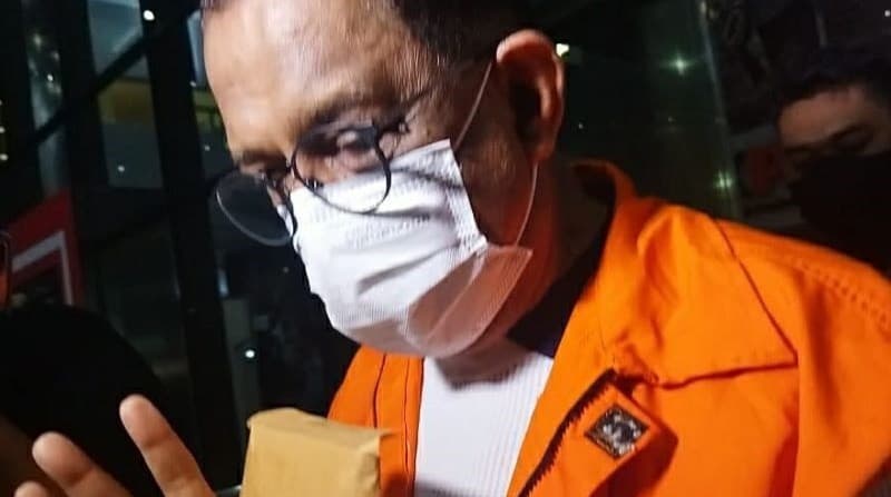 Tak Penuhi Panggilan KPK Ngaku Sakit, Wali Kota Ambon Jalan-jalan ke Mal