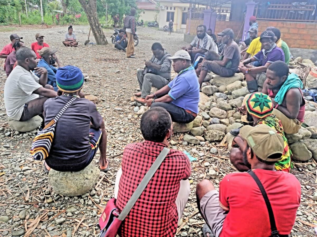 Lokataru-FPHS: Perluasan Tambang Freeport Bikin 3 Kampung Adat Ini Punah