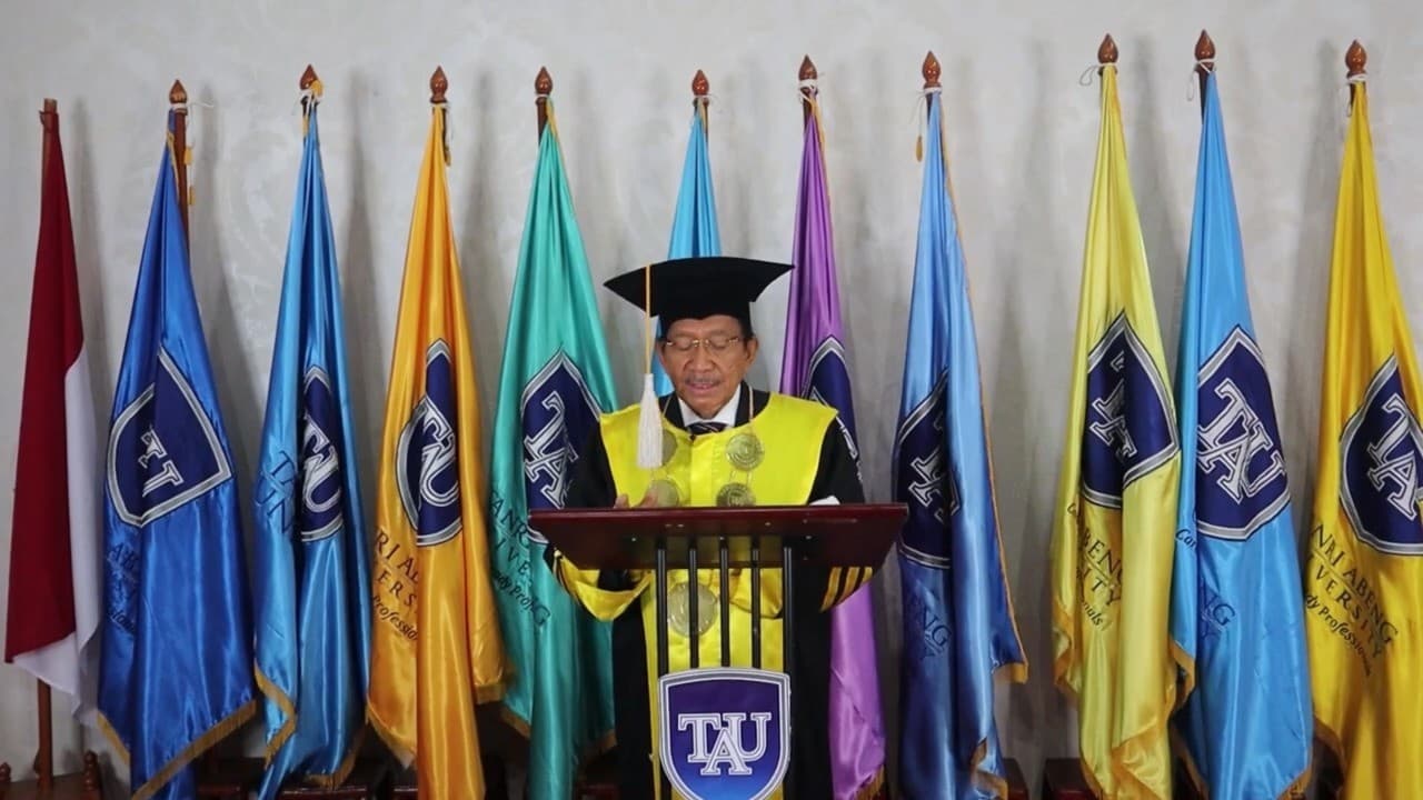 Viral Pesan Rektor di Wisuda Virtual Universitas Tanri Abeng, Bikin Haru