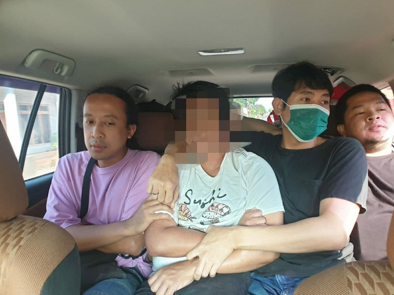 Kejagung tangkap seorang DPO dugaan korupsi di Kabupaten Rawas Utara (Foto: Puspenkum Kejaksaan Agung)