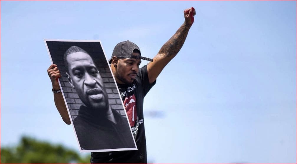 Menggambar Yesus Berwajah George Floyd, Universitas Katolik Dituduh Menista Agama