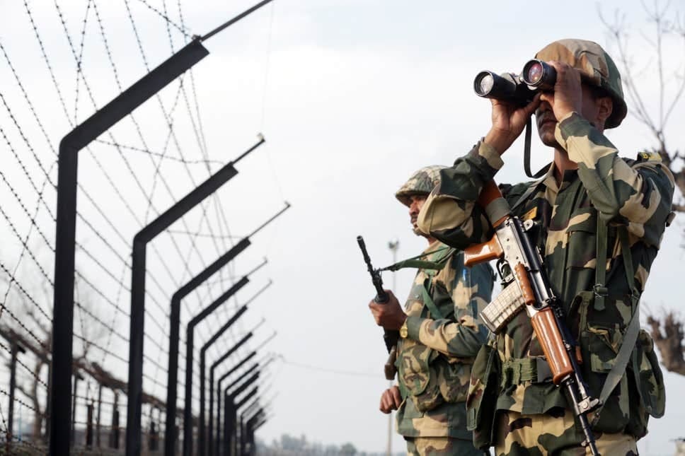 Tentara di Perbatasan India-Pakistan (Foto:Standard.co.uk)