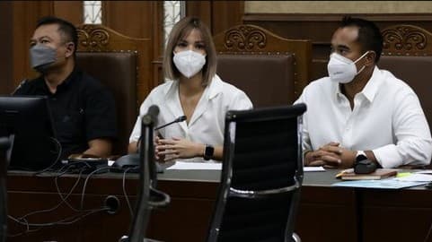 Nia Ramadhani Minta Keringanan Hukuman ke Majelis Hakim: Saya Ibu dari 3 Anak yang Masih Kecil-kecil