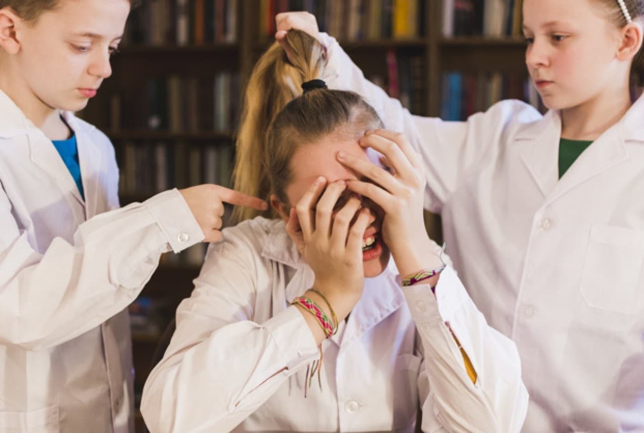 Diduga Depresi Akibat Bullying, Siswi SMK di Bandung Meninggal Dunia