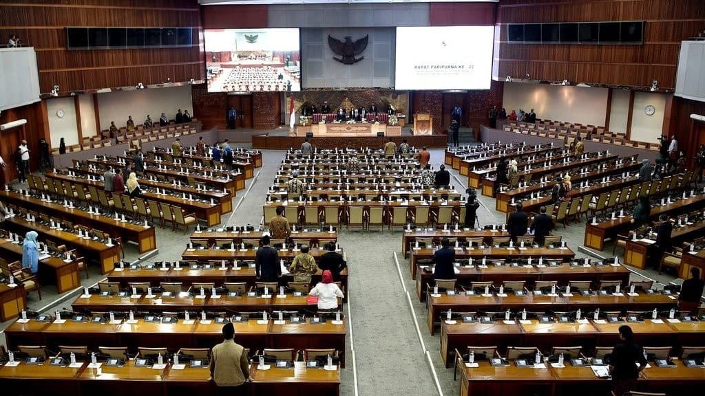 DPR Sahkan RUU BUMN Jadi UU, BUMN Resmi Kini Jadi Badan