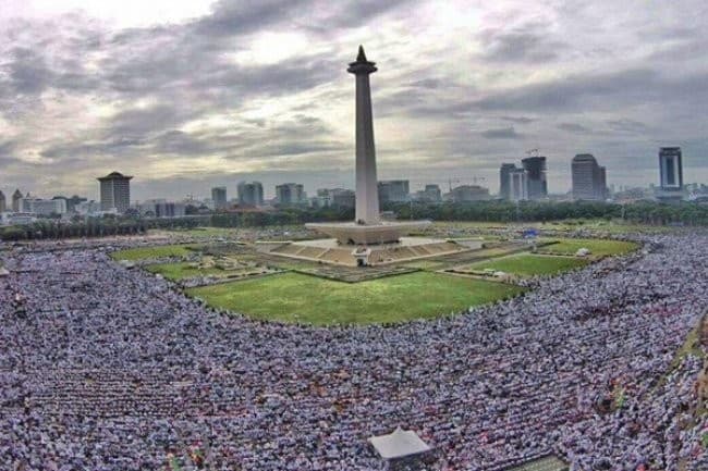Antisipasi Pelaksanaan Reuni 212, Jalan Sekitar Monas Bakal Ditutup Pukul 00.00 WIB