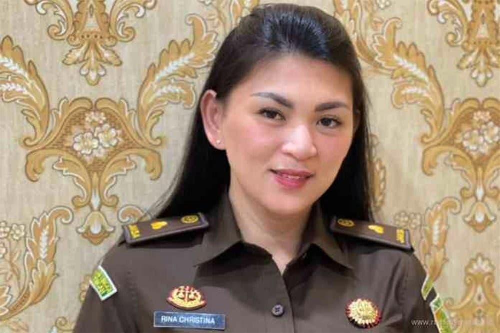 Jaksa fungsional Kejari Semarang, Rina Christina (Foto: Radar Semarang)