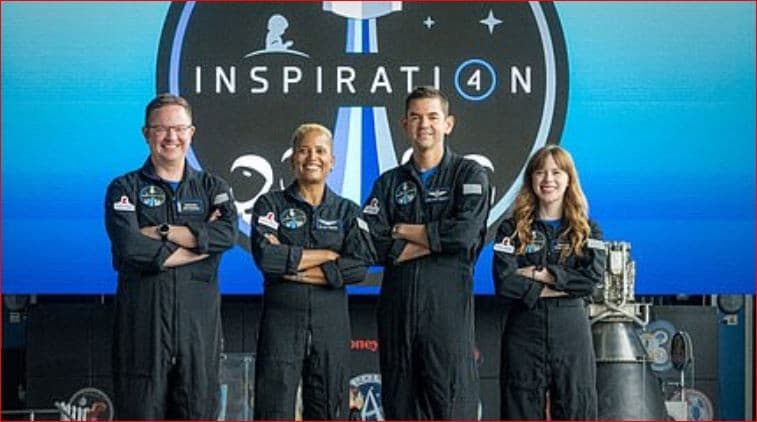 Besok, Elon Musk Kirim Empat Warga Sipil ke Luar Angkasa