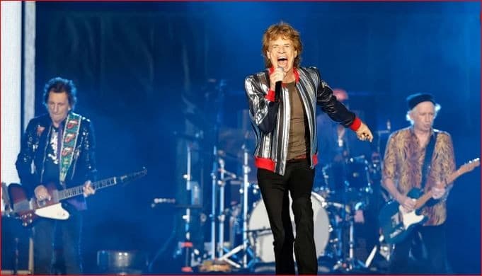 The Rolling Stone Coret Lagu Brown Sugar karena Lirik yang Menggambarkan Perbudakan