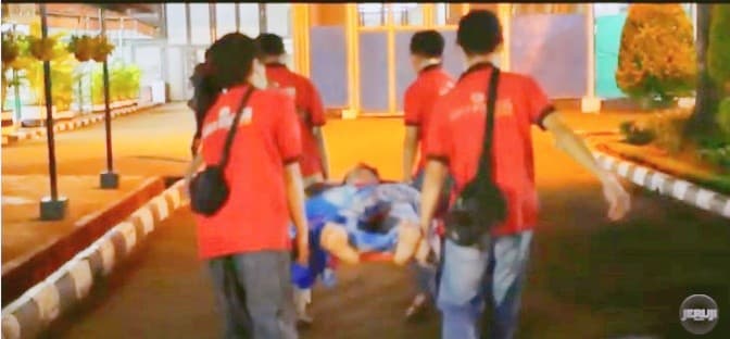Petugas Relawan Tamping SOS Ruci