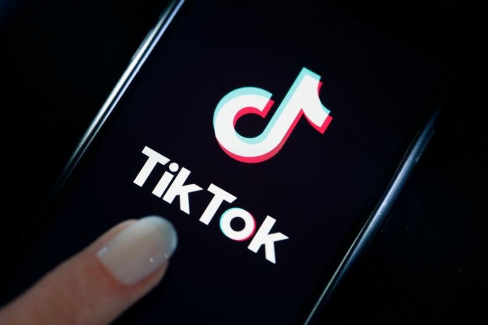 ilustrasi aplikasi TikTok (doc: forbes.com)