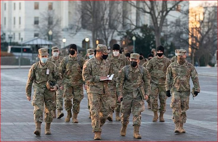 4.000 Patriot Bersenjata akan Cegah Pemakzulan Donald Trump