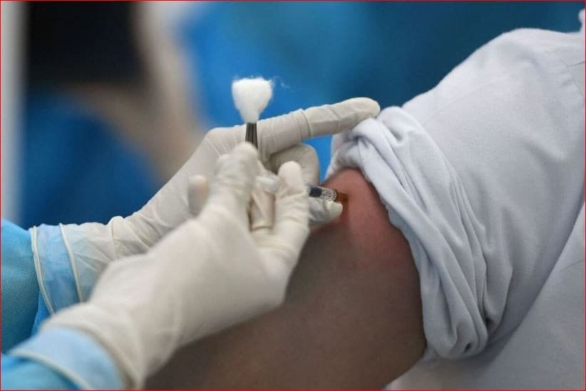 Katanya Syarat Masuk ke RI sudah Divaksin, Tiba-tiba TKA China ke Klinik Polres Lebak Minta Divaksin