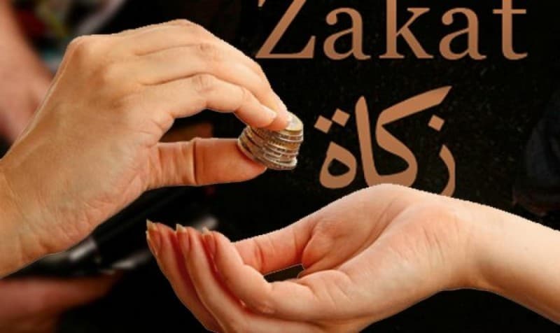 Dear Muslim, Ini Niat dan Doa yang Wajib Kalian Baca saat Bayar Zakat Fitrah