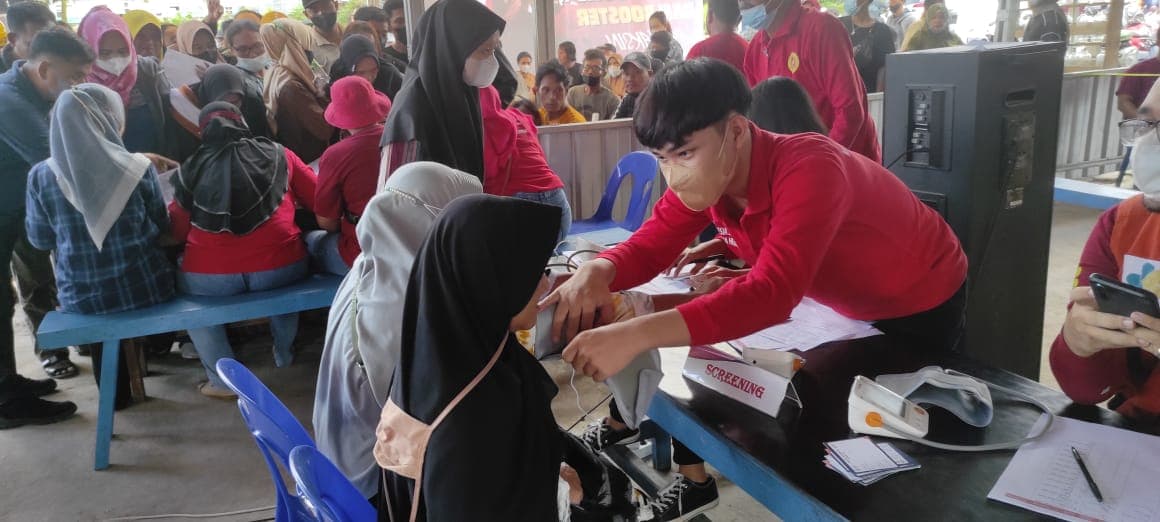 Gerai Vaksin BIN di Warkop Pasir Putih Diserbu Ribuan Warga Tarakan