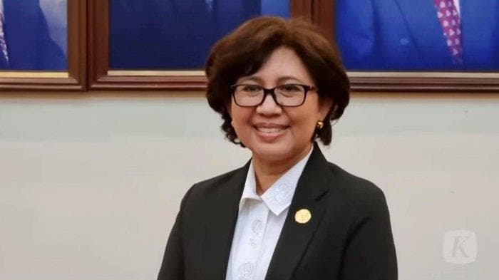 Rektor UGM Prof Ova Emilia