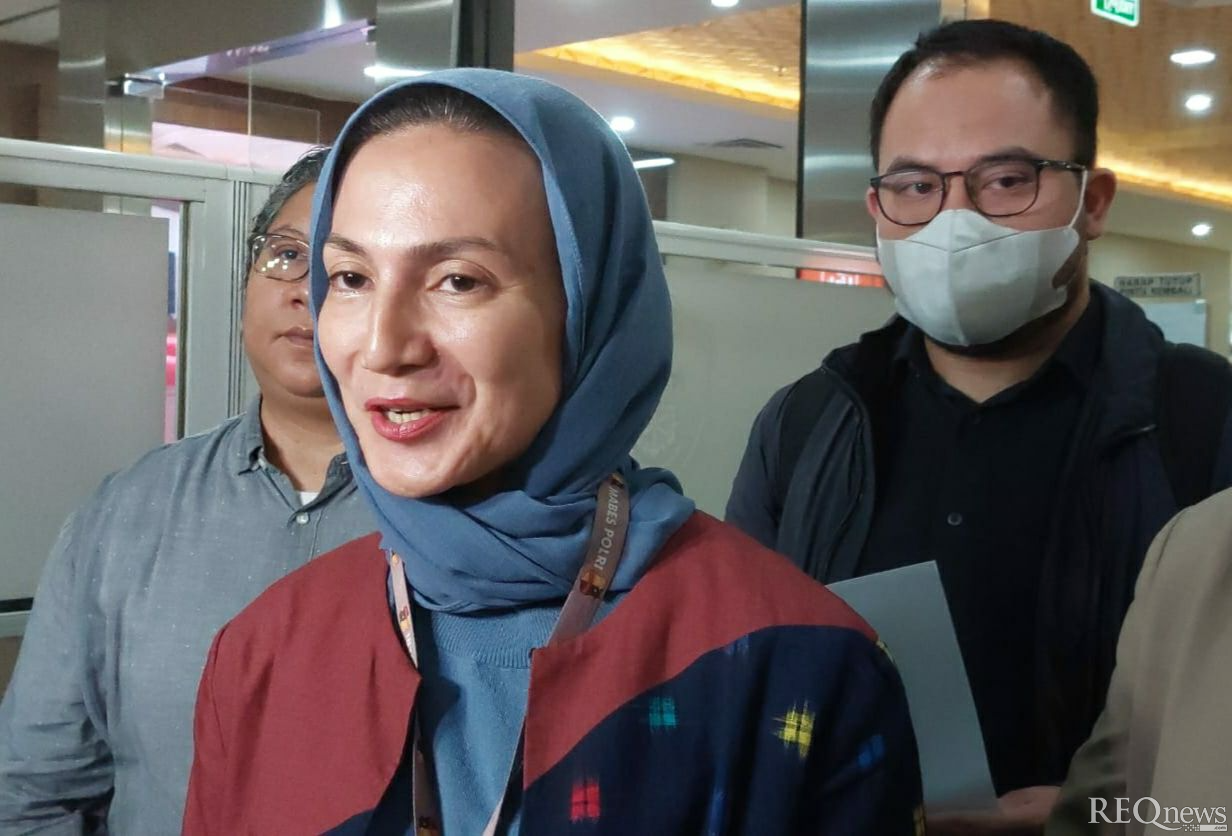 Wanda Hamidah di Bareskrim Polri (Foto: Hastina/REQnews)
