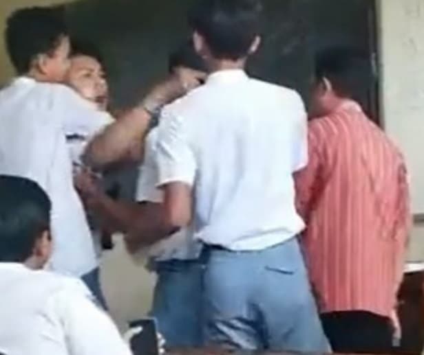 Viral Video Siswa SMP Emosi Marah Kepada Gurunya