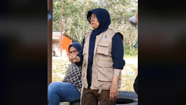 Skakmat! Viral Momen Dr Afni Zulkifli Omeli Warga yang Ancam Bunuh Gajah Liar, Netizen Dukung Jadi Duta Satwa hingga Menteri