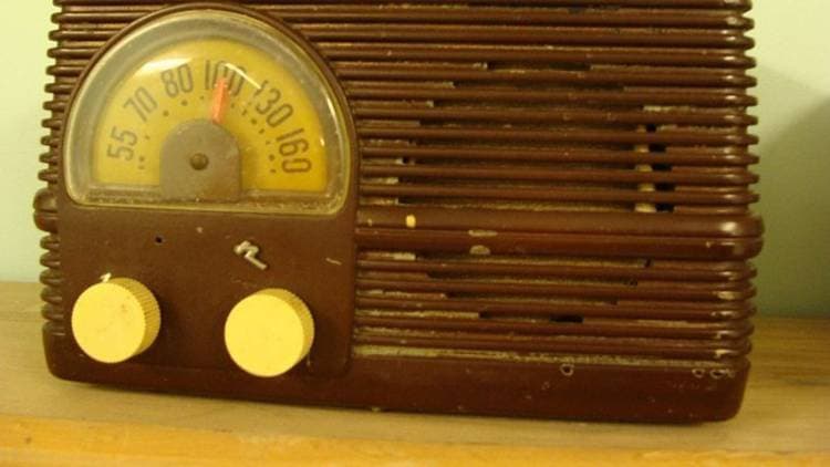 Radio (ilustrasi)