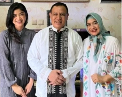 Salsabila Bersama Firli dan Istri