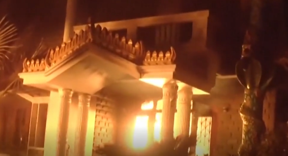 Ilustrasi Rumah Dibakar (Foto:Istimewa)