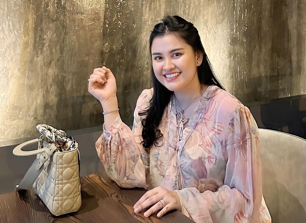 Selebgram Makassar bernama Nur Utami (Foto: Instagram nurutami.s)