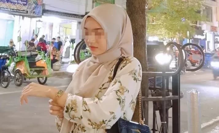 VO, mahasiswi UIN Lampung yang digerebek tidur bareng dosen akhirnya di-DO.