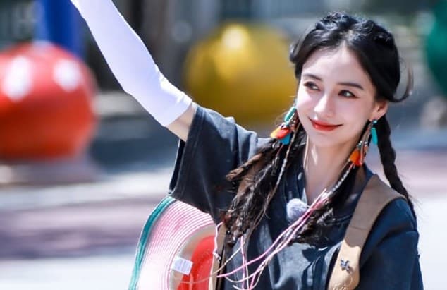 Artis China Angelababy