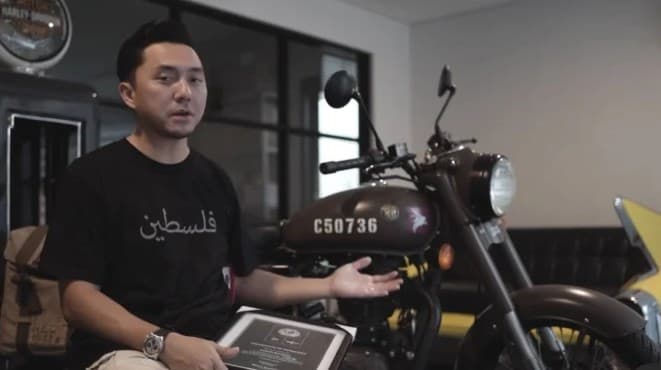 Cuma Ada 40 Unit di RI! Tengok Spesifikasi Royal Enfield Clasic 500 Pegasus Milik Ananda Omesh yang Dilelang Demi Bantu Palestina