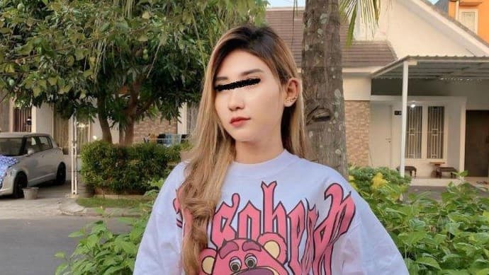 Selebgram Bethari Erna Yanti