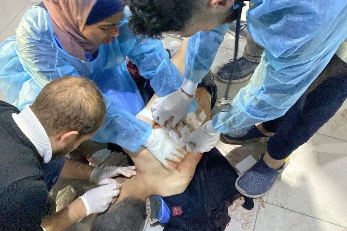 Percepat Kematian Warga Gaza yang Kelaparan, Israel Berondong Kerumunan yang Tunggu Bantuan Makanan